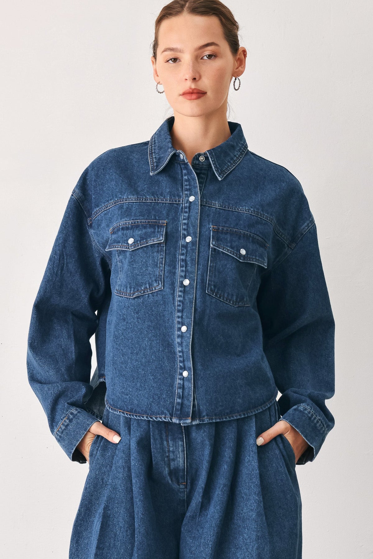 BLUE ECHO PLEATED DENIM JACKET - Glamourous Grace