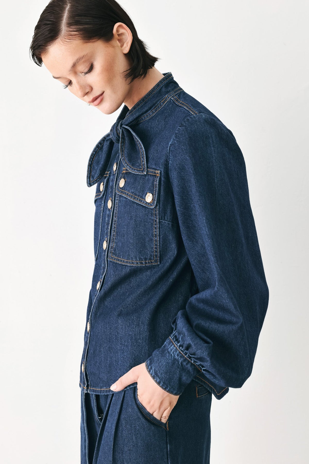 DEEP INDIGO MODERN MUSE DENIM TOP - Glamourous Grace