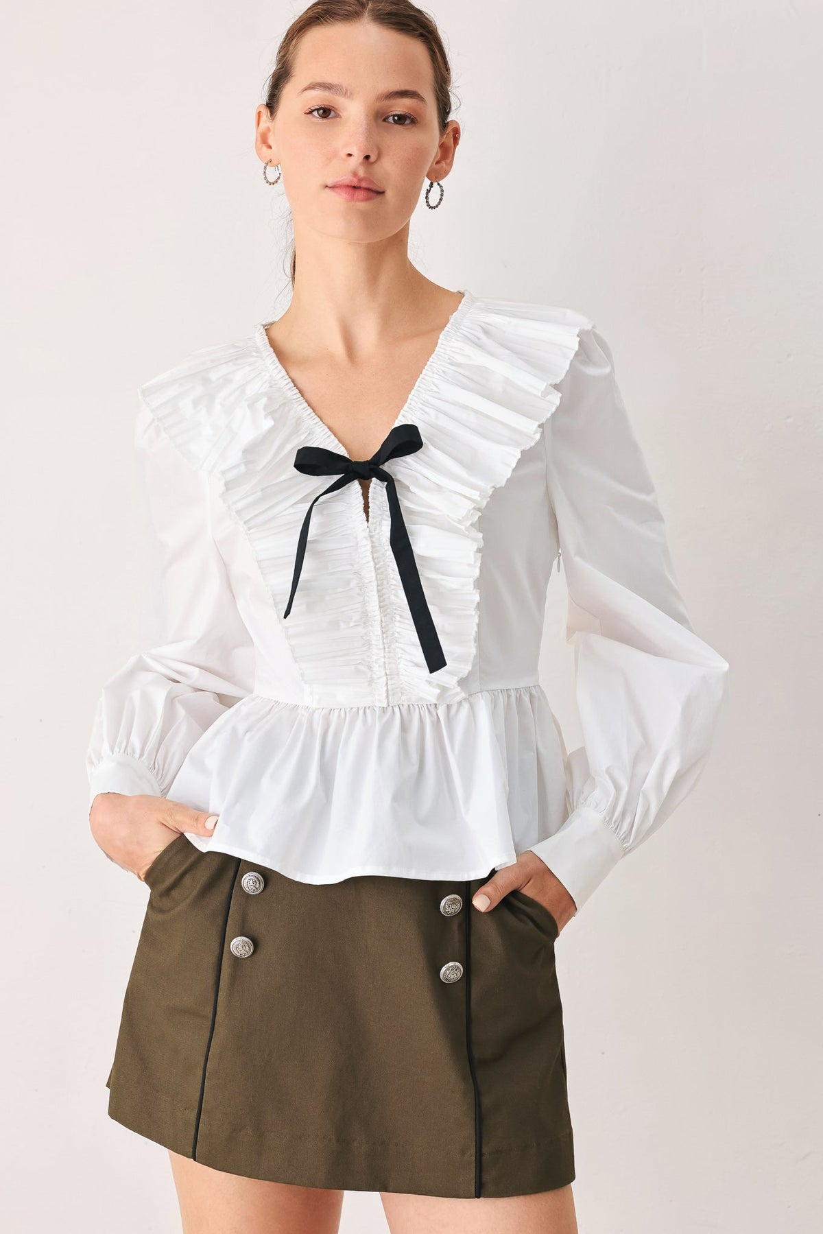 AMELIE PLEATED RUFFLE V-NECK WOVEN TOP - Glamourous Grace