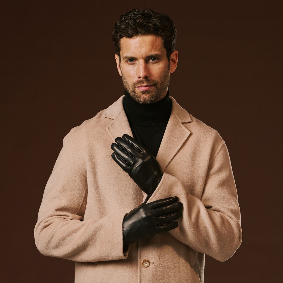 Fabio (black) - Men's classic Italian lambskin leather gloves with pure silk lining - Glamourous Grace