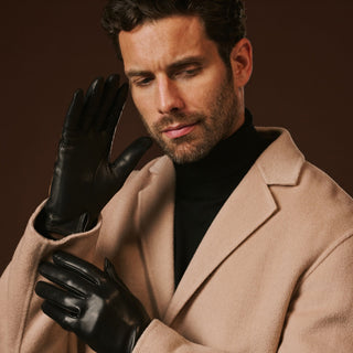 Fabio (black) - Men's classic Italian lambskin leather gloves with pure silk lining - Glamourous Grace
