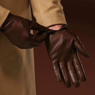 Fabio (brown) - Men's classic Italian lambskin leather gloves with pure silk lining - Glamourous Grace