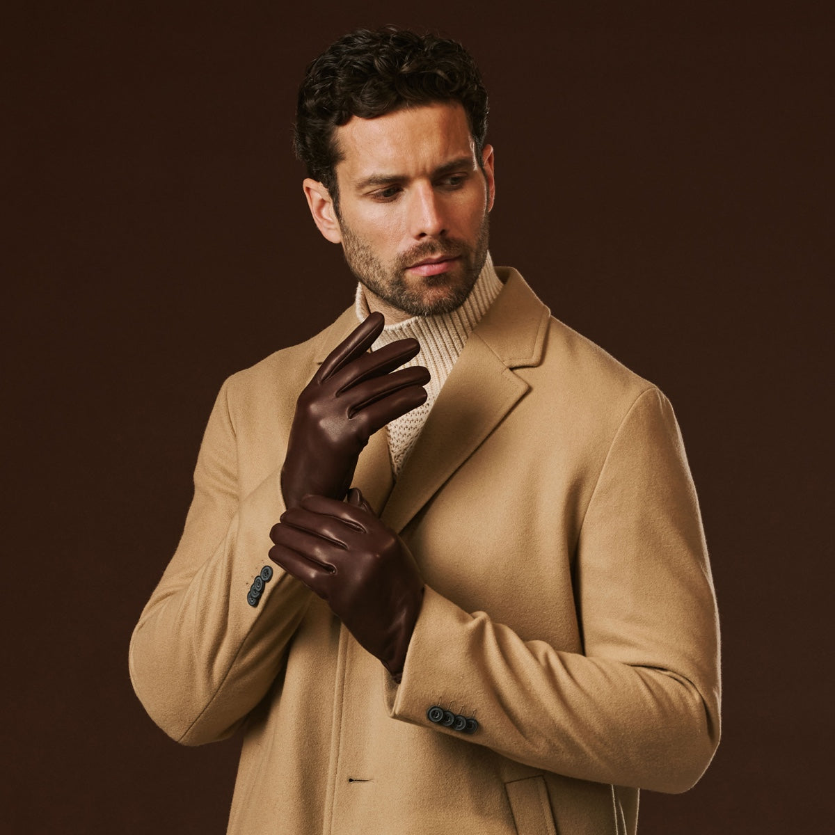 Fabio (brown) - Men's classic Italian lambskin leather gloves with pure silk lining - Glamourous Grace