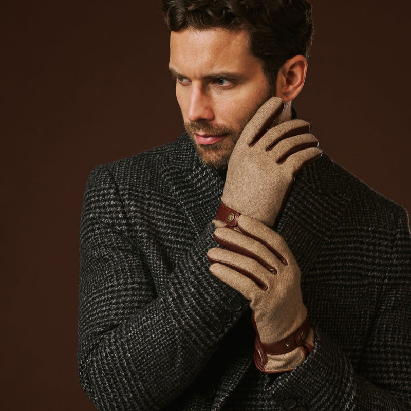 Fabrizio (brown) - Italian tweed men’s gloves with touchscreen capability and adjustable snap button - Glamourous Grace