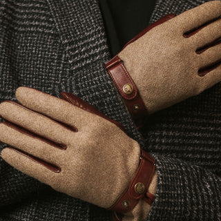 Fabrizio (brown) - Italian tweed men’s gloves with touchscreen capability and adjustable snap button - Glamourous Grace