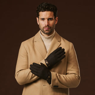 Fabrizio (dark brown) - Italian tweed men’s gloves with touchscreen capability and adjustable snap button - Glamourous Grace