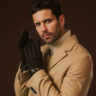 Fabrizio (dark brown) - Italian tweed men’s gloves with touchscreen capability and adjustable snap button - Glamourous Grace