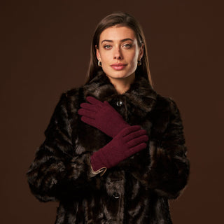 Florentina (red) - Handmade Italian knitted wool gloves with luxurious cashmere lining - Glamourous Grace