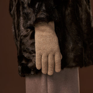 Florentina (sand) - Handmade Italian knitted wool gloves with luxurious cashmere lining - Glamourous Grace
