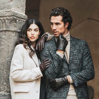 Francesca (brown) - Italian lambskin leather gloves with white rabbit fur lining - Glamourous Grace