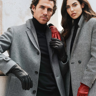 Marco (black) - Italian lambskin leather gloves with white rabbit fur lining - Glamourous Grace