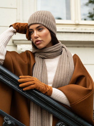 Milano (brown) - Italian 100% cashmere ribbed beanie (unisex) - Glamourous Grace