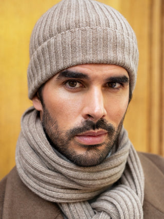 Milano (brown) - Italian 100% cashmere ribbed beanie (unisex) - Glamourous Grace