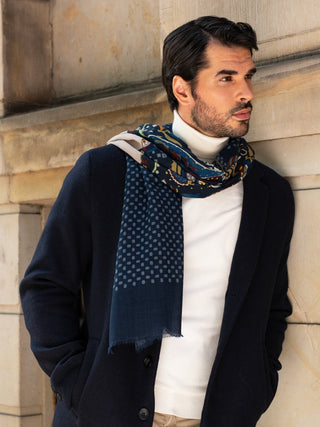 Edoardo (blue) - Soft and lightweight Italian scarf from 100% wool - Glamourous Grace