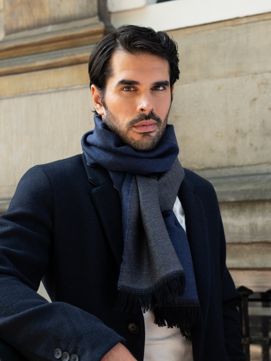 Romeo (blue/grey) - Italian warm and soft scarf made from 100% wool - Glamourous Grace