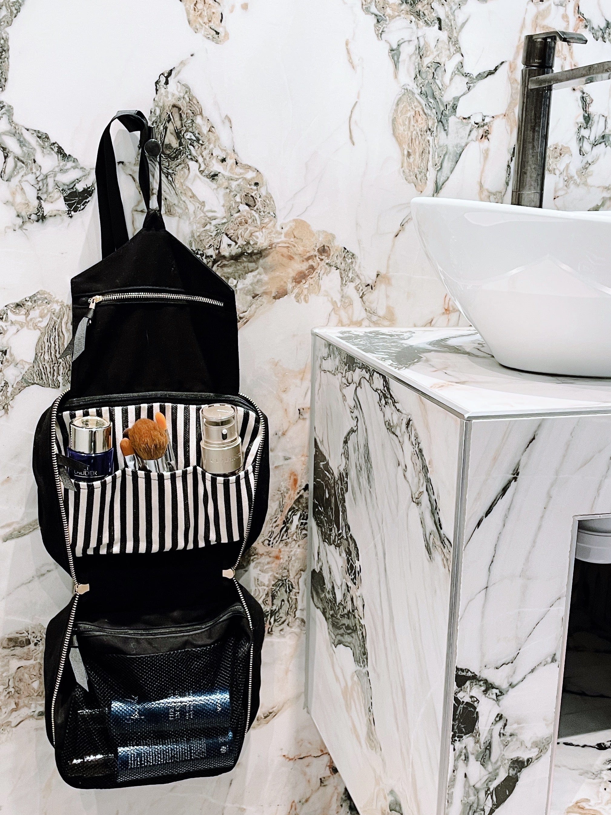 Folding/Hanging Toiletry Case – Black - Glamourous Grace