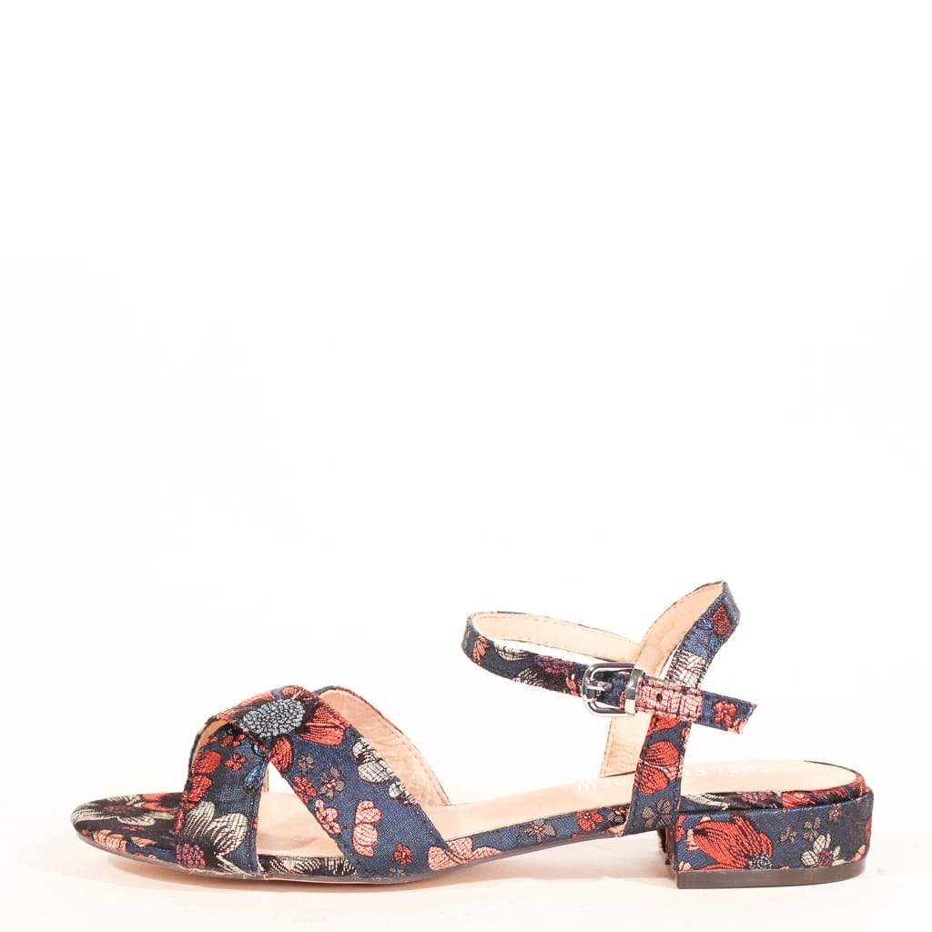 Geisha Floral Sandals - Glamourous Grace