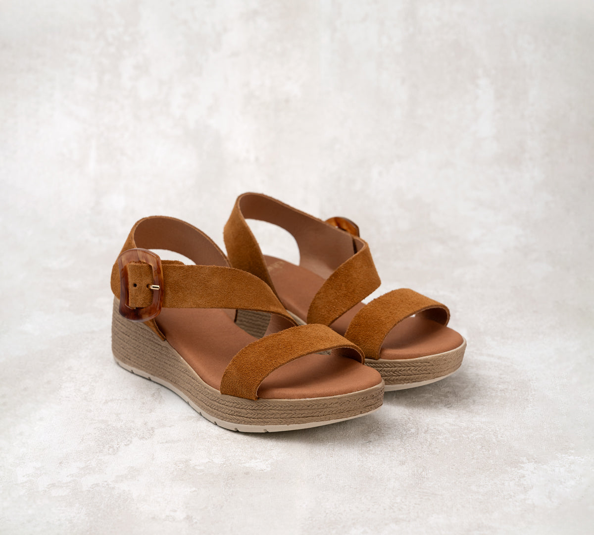 Beti Platform Sandal - Glamourous Grace