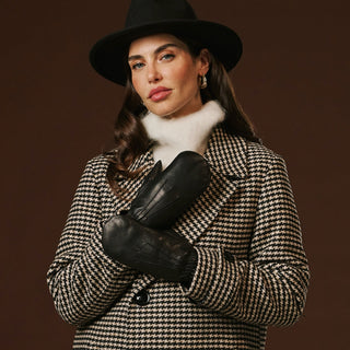 Gianetta (black) - Italian lambskin mittens with luxurious lambswool lining - Glamourous Grace