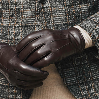 Giovanni (dark brown) - Classic Italian lambskin leather gloves with cashmere lining - Glamourous Grace
