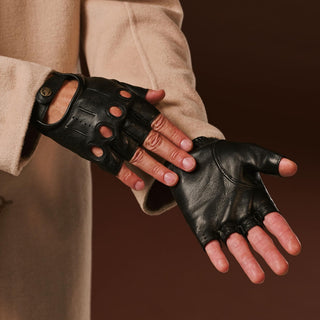 Giuseppe (black) - Italian lambskin fingerless leather driving gloves - Glamourous Grace