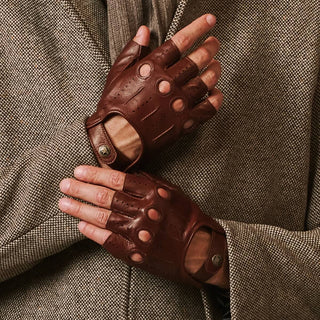 Giuseppe (brown) - Italian lambskin fingerless leather driving gloves - Glamourous Grace