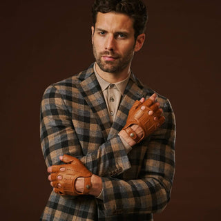 Giuseppe (cognac) - Italian lambskin fingerless leather driving gloves - Glamourous Grace