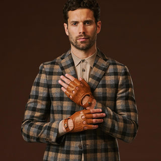 Giuseppe (cognac) - Italian lambskin fingerless leather driving gloves - Glamourous Grace
