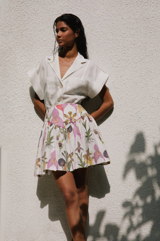 SOTAVENTO MINI SKIRT IN BOTANICA WHITE PRINT - Glamourous Grace