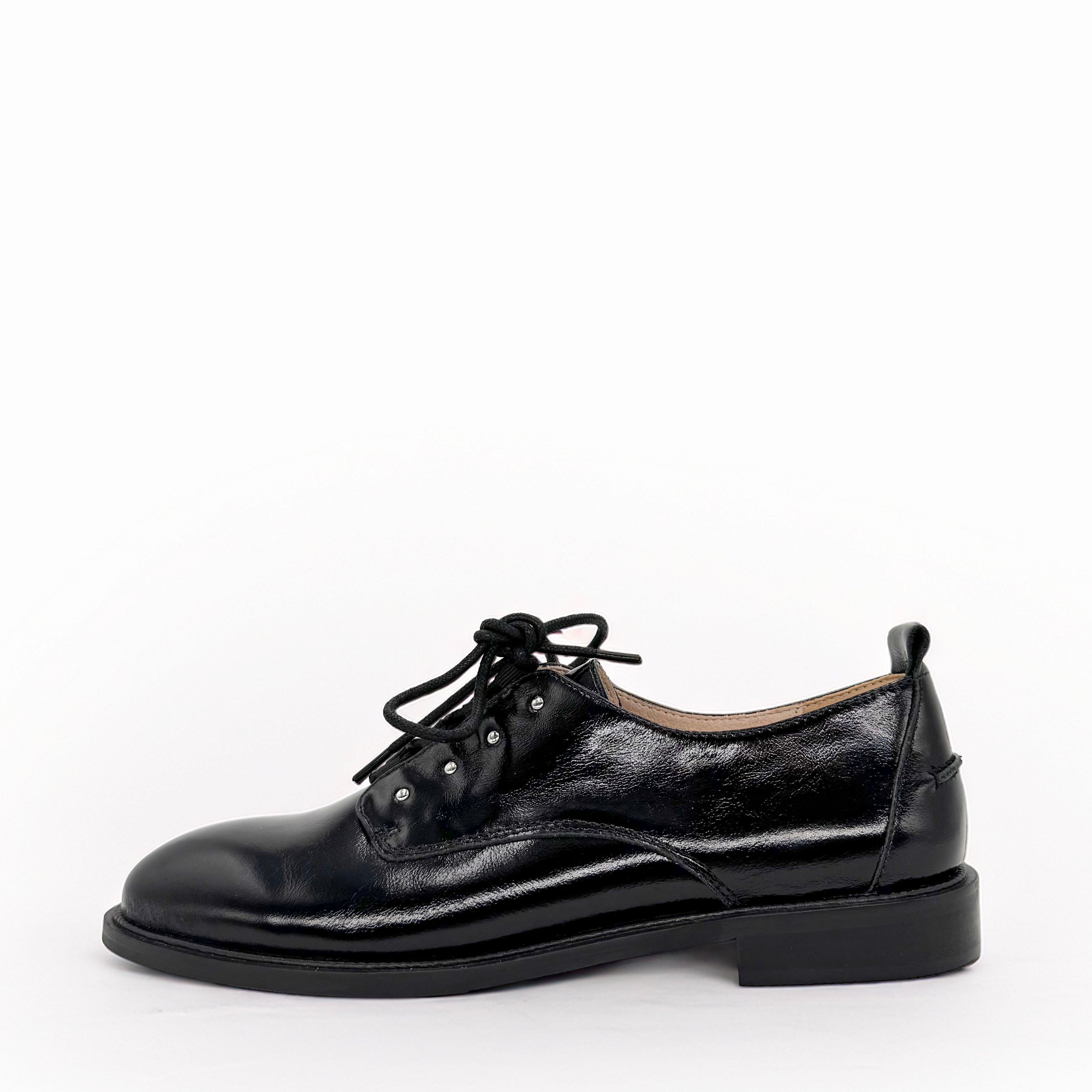 Hide Out Leather Loafers - Glamourous Grace