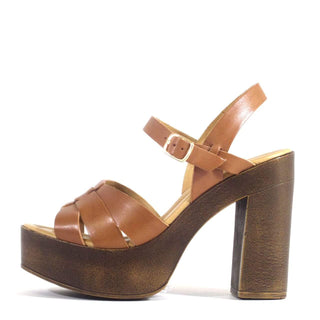 Hollie Wooden Platform Heels - Glamourous Grace