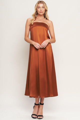 FROSTY ELEGANCE WOVEN MIDI DRESS - Glamourous Grace