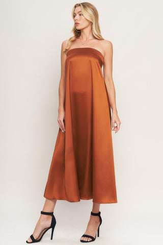 FROSTY ELEGANCE WOVEN MIDI DRESS - Glamourous Grace