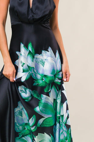 INSATIABLE FEELING WOVEN MIDI DRESS - Glamourous Grace