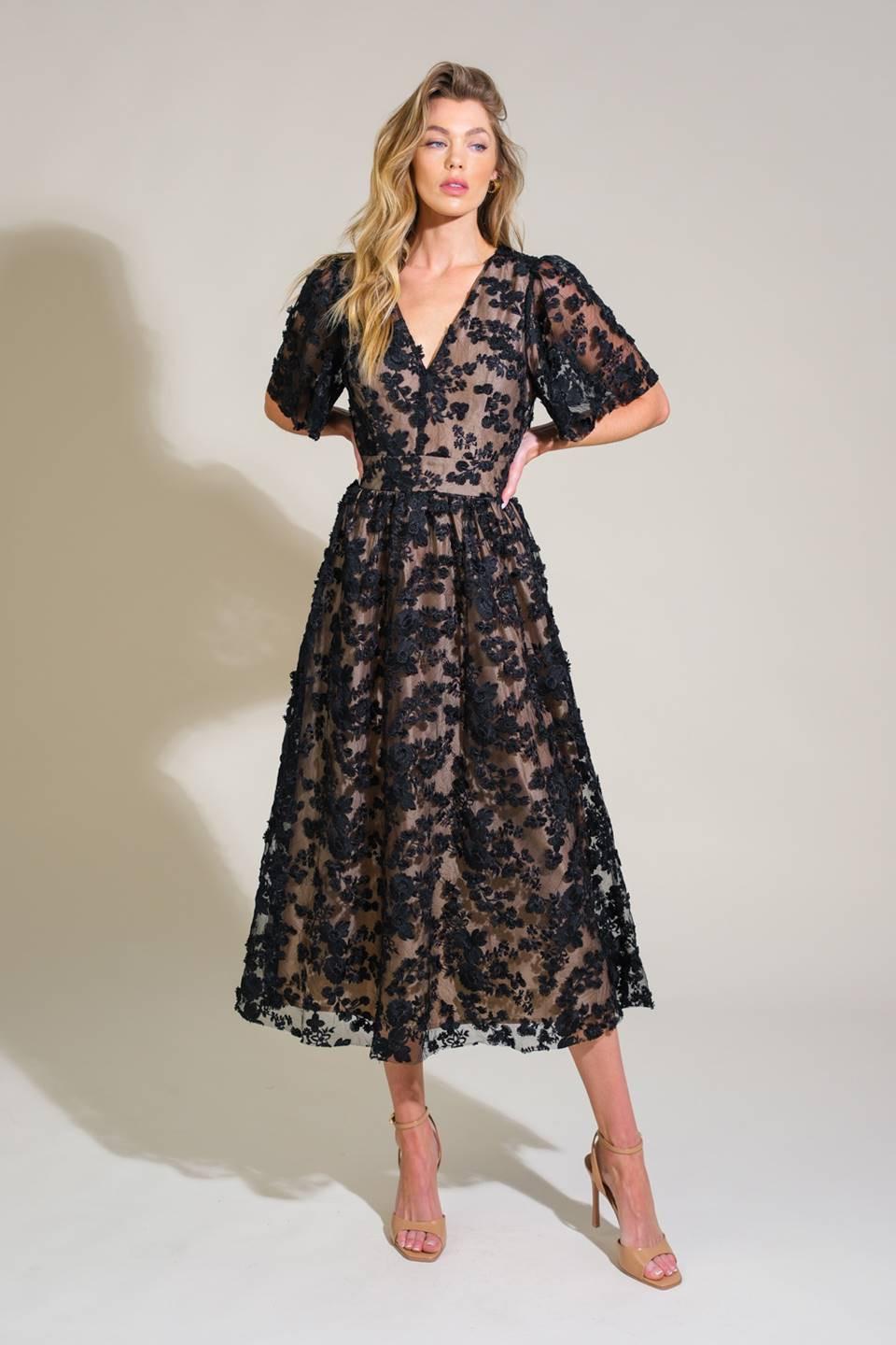 DREAMY BLOSSOM WOVEN LACE MIDI DRESS - Glamourous Grace