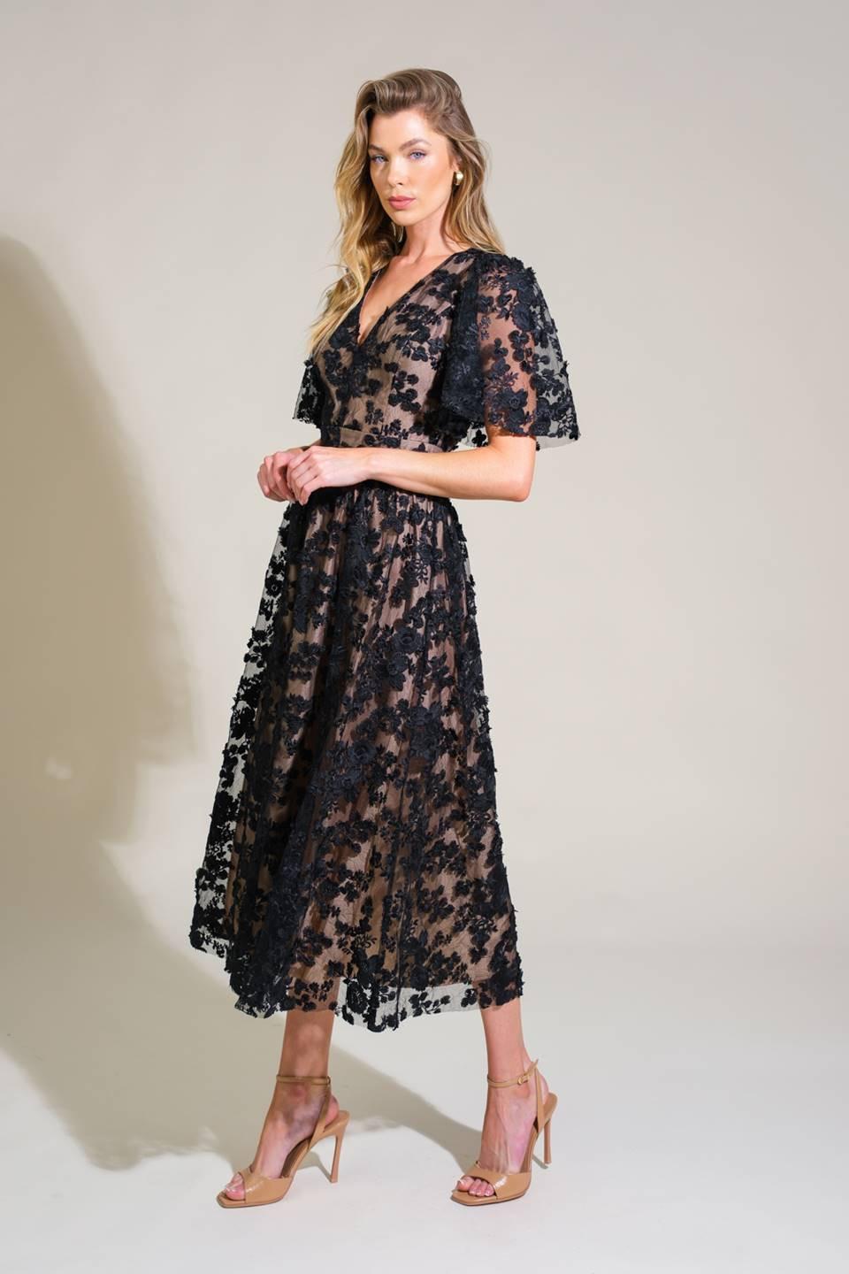DREAMY BLOSSOM WOVEN LACE MIDI DRESS - Glamourous Grace