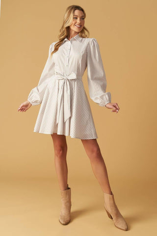 BEAUTY & STYLE WOVEN MINI DRESS - Glamourous Grace