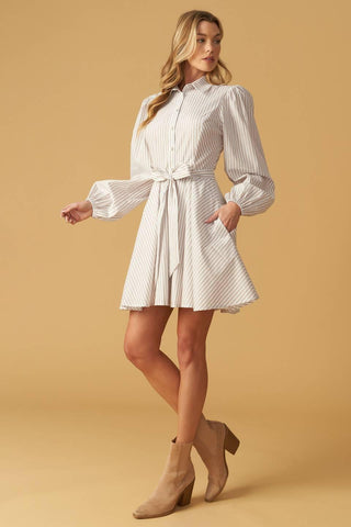 BEAUTY & STYLE WOVEN MINI DRESS - Glamourous Grace