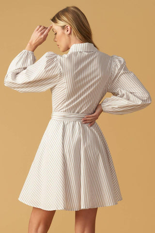 BEAUTY & STYLE WOVEN MINI DRESS - Glamourous Grace