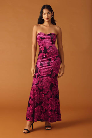 FALLING INTO PLACE VELVET MAXI DRESS - Glamourous Grace