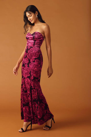 FALLING INTO PLACE VELVET MAXI DRESS - Glamourous Grace
