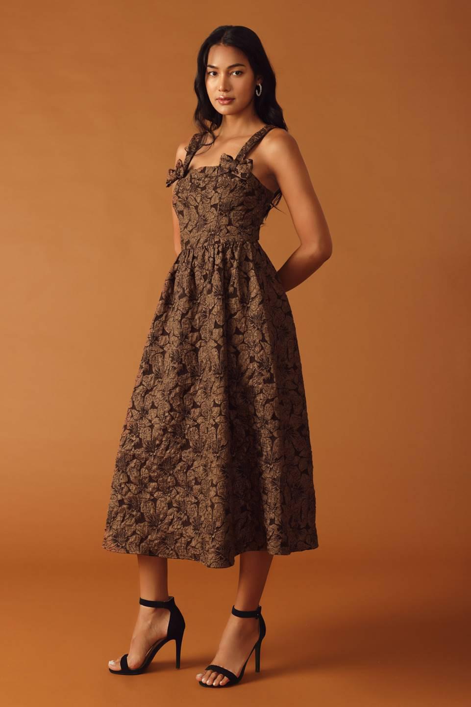 LOST IN TIME WOVEN MIDI DRESS - Glamourous Grace