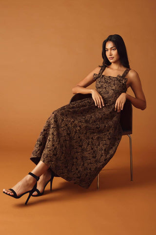 LOST IN TIME WOVEN MIDI DRESS - Glamourous Grace