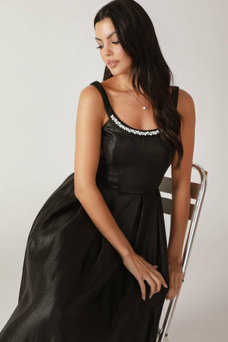 FLUTTERING FIELDS WOVEN MIDI DRESS - Glamourous Grace