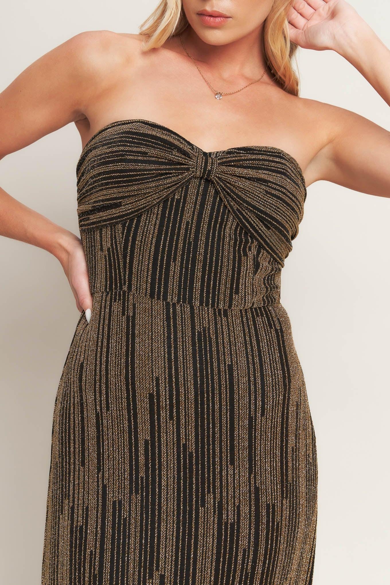 SACRED PROMISES METALLIC WOVEN MAXI DRESS - Glamourous Grace