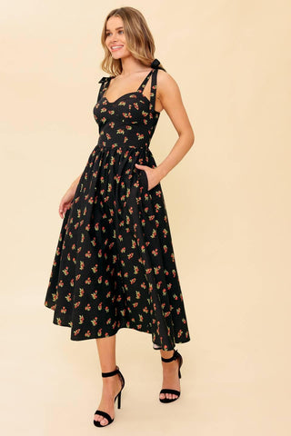 ENCHANTING MOMENTS WOVEN MDI DRESS - Glamourous Grace