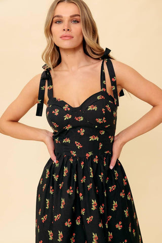 ENCHANTING MOMENTS WOVEN MDI DRESS - Glamourous Grace