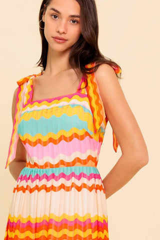 IN THE SPOTLIGHT WOVEN MAXI DRESS - Glamourous Grace