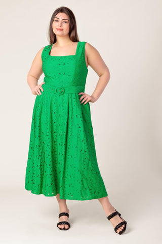DAFFODILS & DAYDREAMS WOVEN LACE MIDI DRESS - Glamourous Grace