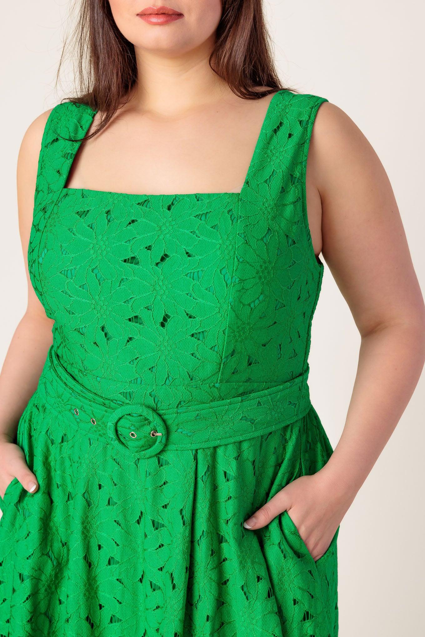 DAFFODILS & DAYDREAMS WOVEN LACE MIDI DRESS - Glamourous Grace
